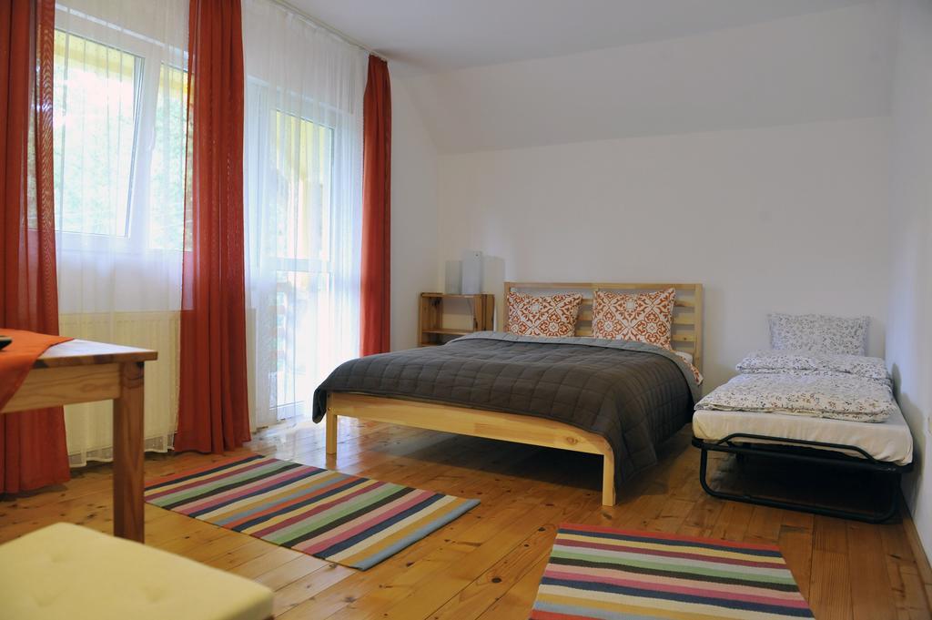 Hotel Pensiunea Tiuta Corbeni Zewnętrze zdjęcie