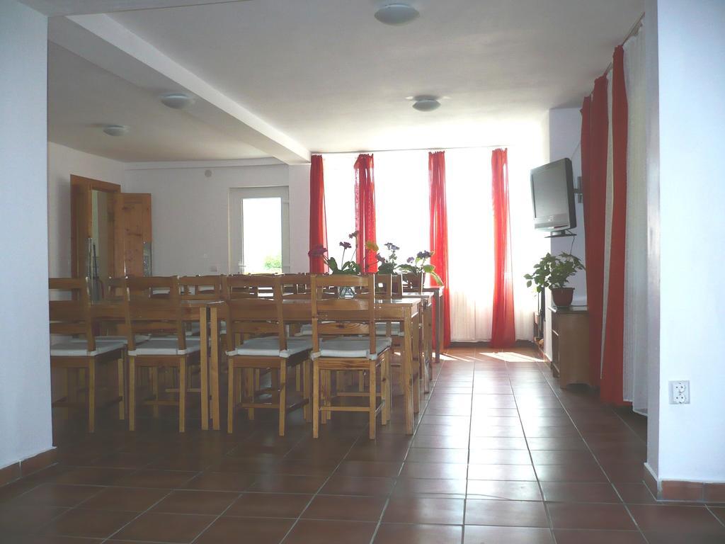 Hotel Pensiunea Tiuta Corbeni Zewnętrze zdjęcie