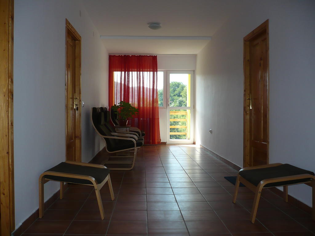 Hotel Pensiunea Tiuta Corbeni Zewnętrze zdjęcie